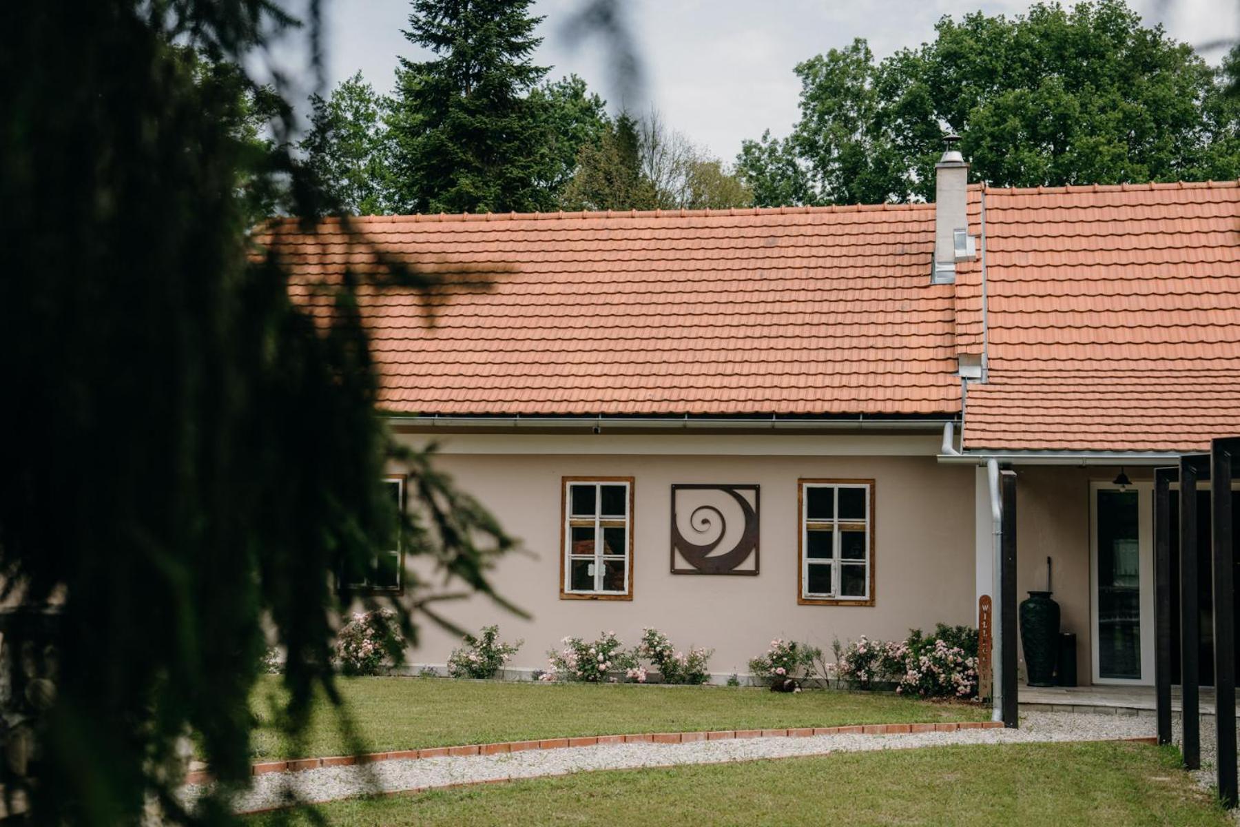 Bed and Breakfast Monschein Bioweinhof Straden Exterior foto